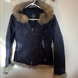 Woman’s hooded Jacket with Faux Fur